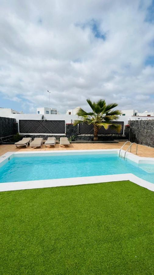 Lovely Villa Kiluka Heated Pool ปลายาบลังกา ภายนอก รูปภาพ